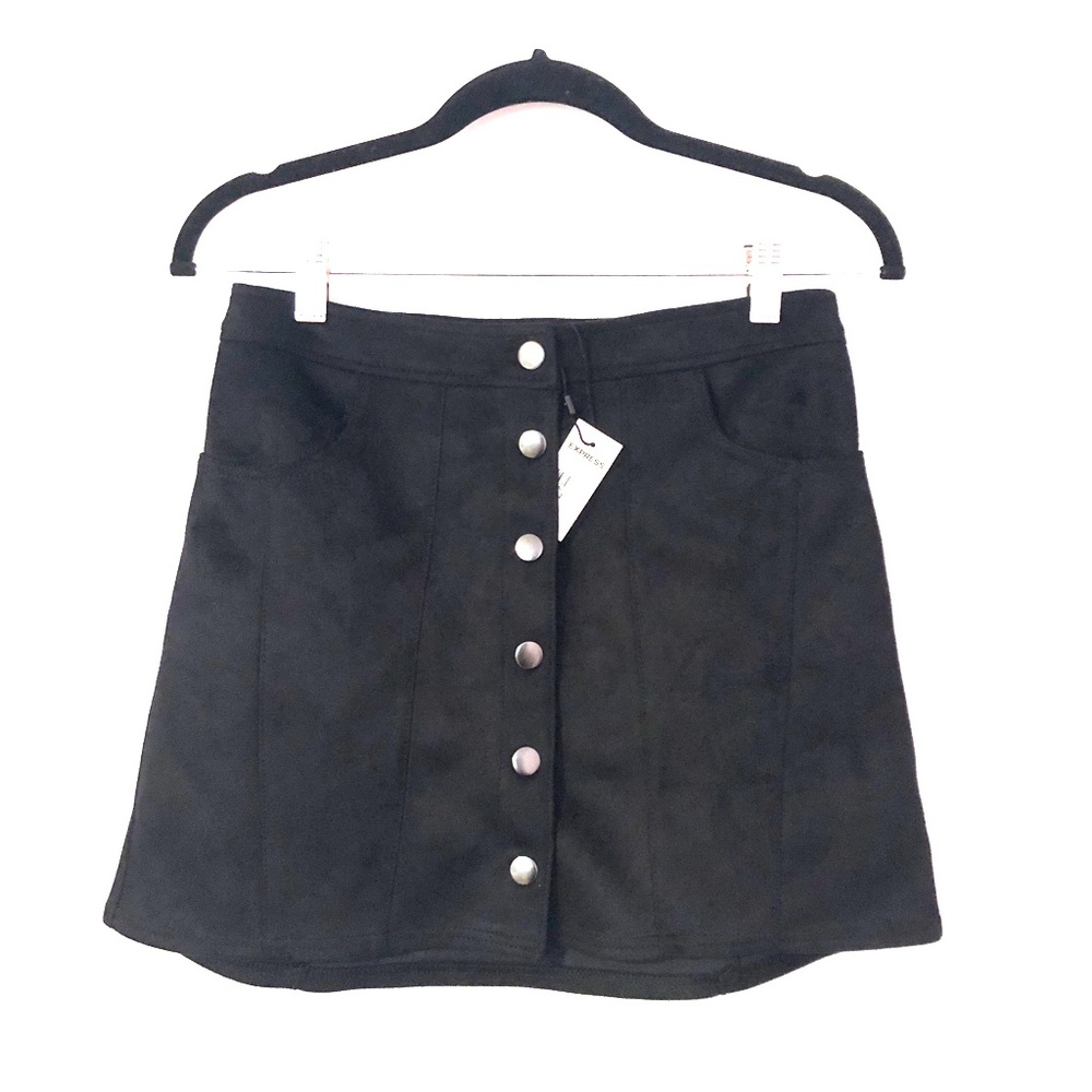 Express: button up black skirt, NEVER BEFORE WORN